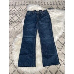 NWT Universal thread bootcut jeans size 4 SHORT